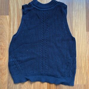 La Ligne Sweater Vest.